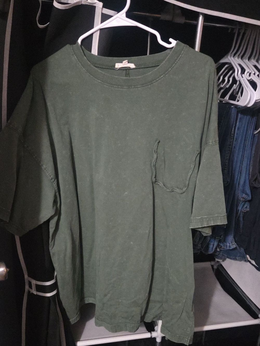 easel Olive Green Short Sleeve Pocket Tee